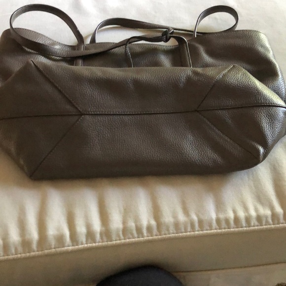 Darker gray Michael Kors tote - Picture 4 of 8